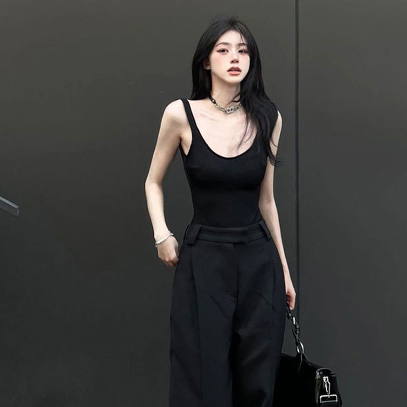 Barboteuse à bretelles noires  - Tank Top Ribbed avis et prix